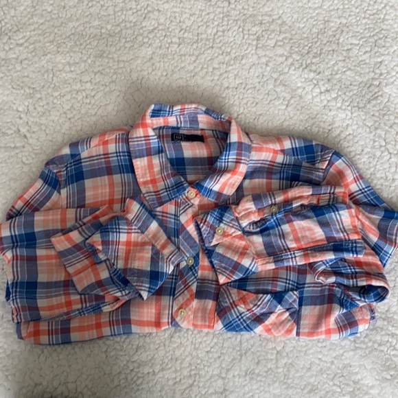 Gap Women’s Super Soft long-sleeve plaid top! - Picture 7 of 8